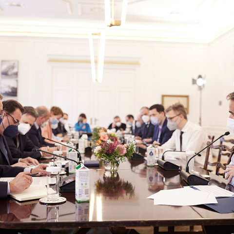 Σύσκεψη στο Μαξίμου για την επισιτιστική επάρκεια