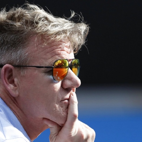 Ο Γκόρντον Ράμσεϊ πιστεύει ότι η πανδημία του κορωνοϊού εξαφάνισε την αλαζονεία από τον κλάδο της εστίασης.