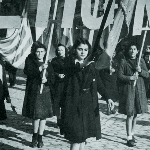 Σκηνή από την ταινία «Γυναίκες Μαχήτριες: Τριπλή Απελευθέρωση».