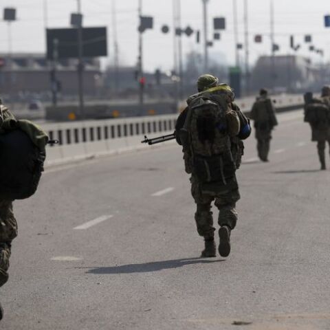 Ποιοι λόγοι κρύβονται πίσω από την αδυναμία του Πούτιν να πάρει το Κίεβο 