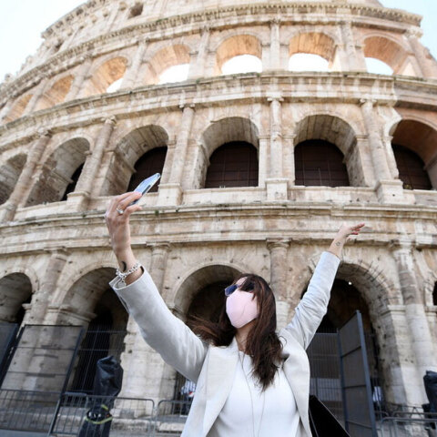 Το πιστοποιητικό εμβολιασμού παύει να ισχύει για την είσοδο σε εστίαση και καταστήματα