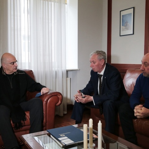 ΕΠΙΣΚΕΨΗ ΤΟΥ ΥΠΕΞ Ν. ΔΕΝΔΙΑ ΣΤΗΝ ΟΔΗΣΣΟ (ΓΙΩΡΓΟΣ ΒΙΤΣΑΡΑΣ/EUROKINISSI via ΑΠΕ - ΜΠΕ)