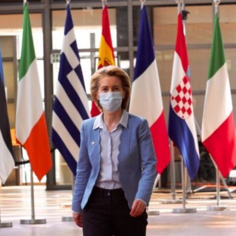 Πόλεμος στην Ουκρανία - Ούρσουλα φον ντερ Λάιεν: Οι δράστες εγκλημάτων πολέμου θα λογοδοτήσουν.