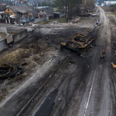 Εκατοντάδες νεκροί άμαχοι στην πόλη Μπούκα της Ουκρανίας