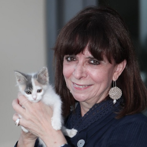 Η ανάρτηση της Σακελλαροπούλου για την Παγκόσμια Ημέρα Αδέσποτων