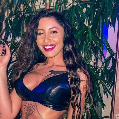 H influencer Σίσσυ Ζουρνατζή