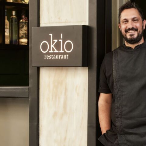 Okio: νόστιμη κουζίνα και τραπεζάκια έξω στο Σύνταγμα