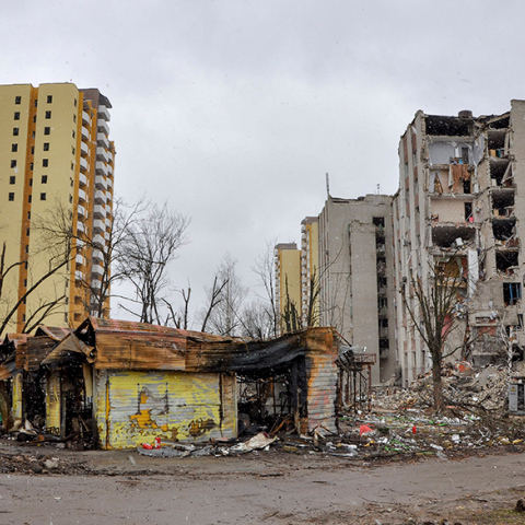 Πόλεμος στην Ουκρανία: Βομβαρδισμένο κτήριο στο Τσερνίχιβ