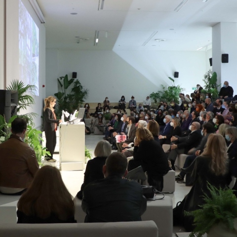 ΕΜΣΤ, η Κατερίνα Γρέγου παρουσιάζει το πρόγραμμά της για το μουσείο