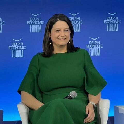 Η υπουργός Παιδείας, Νίκη Κεραμέως, στο Οικονομικό Φόρουμ των Δελφών