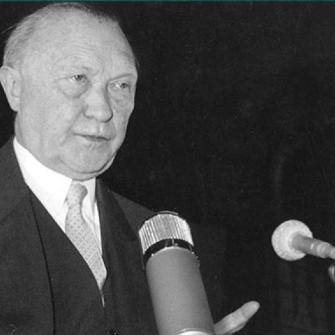 Ο Κονραντ Αντενάουερ