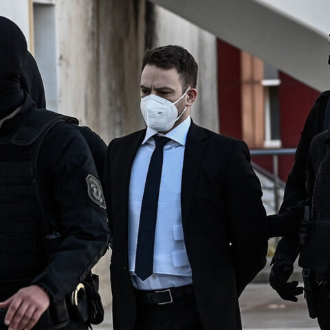 Ο Μπάμπης Αναγνωστόπουλος στη δίκη για τη δολοφονία της Καρολάιν Κράουτς στα Γλυκά Νερά