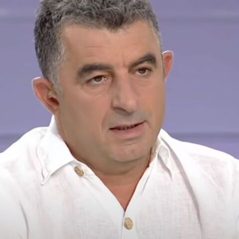 Ο δολοφονημένος δημοσιογράφος, Γιώργος Καραϊβάζ