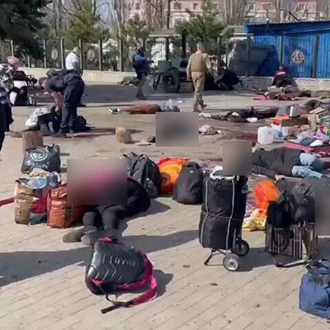 Νεκροί μετά τον βομβαρδισμό σε σιδηροδρομικό σταθμό στην Ανατολική Ουκρανία