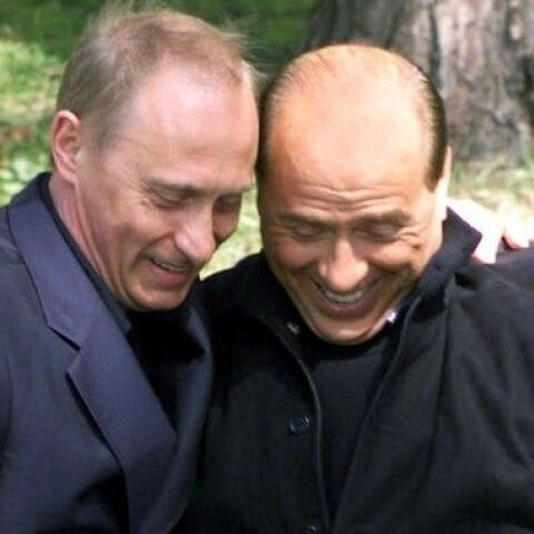 Ιταλία-Ουκρανία: Ο Σίλβιο Μπερλουσκόνι δηλώνει "απογοητευμένος και στεναχωρημένος" από τον φίλο του Πούτιν	