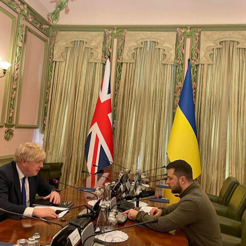 Πόλεμος στην Ουκρανία: Στο Κίεβο ο Μπόρις Τζόνσον – Συνάντηση με Ζελένσκι