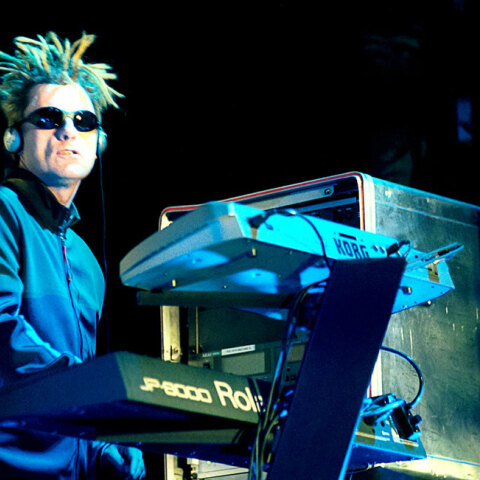 Στιγμιότυπο από τη συναυλία των Pet Shop Boys στην Αθήνα το 2000