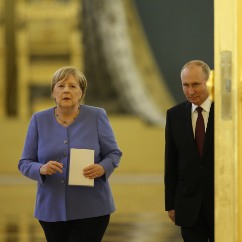 Άνγκελα Μέρκελ, Βλαντιμίρ Πούτιν