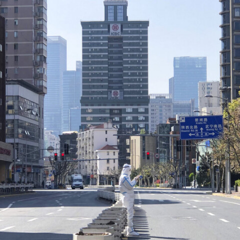 Απελπισία στη Σανγκάη - Έλληνας πρόξενος: "Kανείς δεν μπορεί να κυκλοφορήσει - Όσοι δουλεύουν, ζουν στους χώρους εργασίας"