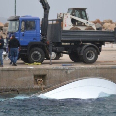 Χανιά: Προβλήματα στα λιμάνια λόγω των ισχυρών ανέμων - Βυθισμένο πλοίο