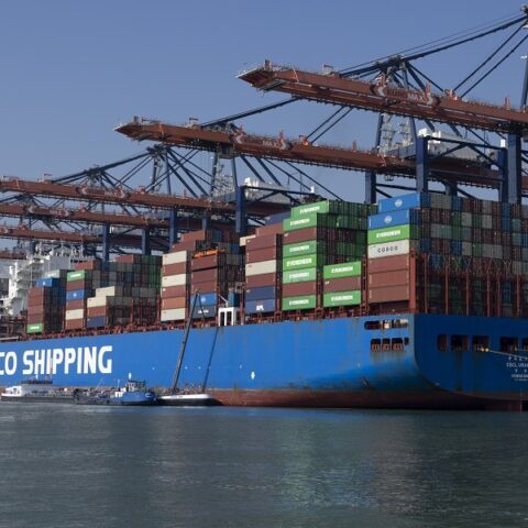 Κίνα: Επανακάμπτει η ανάπτυξη (+4,8%), παρά τις «μεγάλες προκλήσεις»	