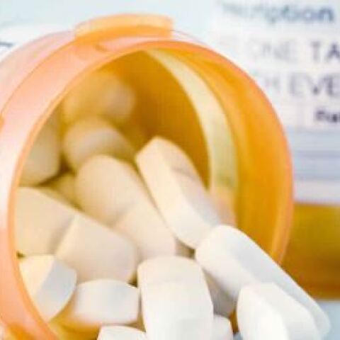 Οι ουσίες που έψαχνε δεν πωλούνται στα φαρμακεία – Τι λέει για την υπόθεση της Πάτρας ο ιατροδικαστής Δ. Γαλεντέρης