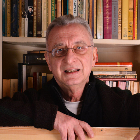 Βασίλης Καρακατσάνης