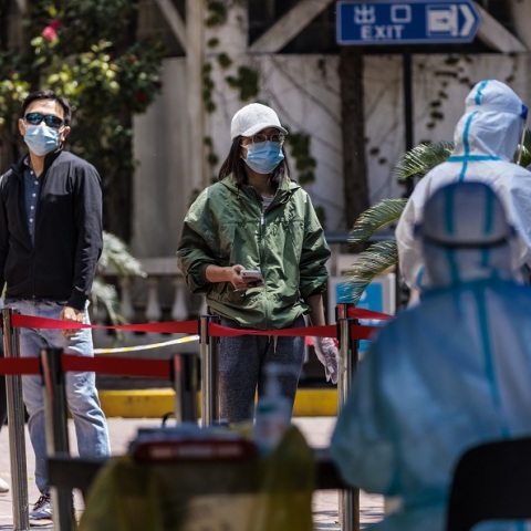 Καθηγητής Γαλιατσάτος για Σαγκάη: Ελπίζω να μην μας κρύβουν κάτι