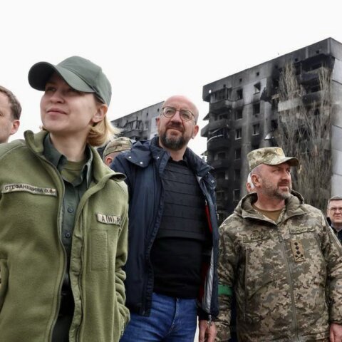 Ουκρανία: Σαρλ Μισέλ: «Η Ιστορία δεν θα ξεχάσει τα εγκλήματα πολέμου που διαπράχθηκαν εδώ»	