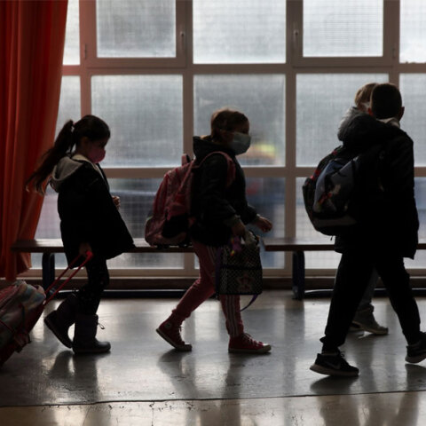 Το 20% των κρουσμάτων κορωνοϊού την εβδομάδα 11 με 17 Απριλίου 2022 αφορά σε παιδιά