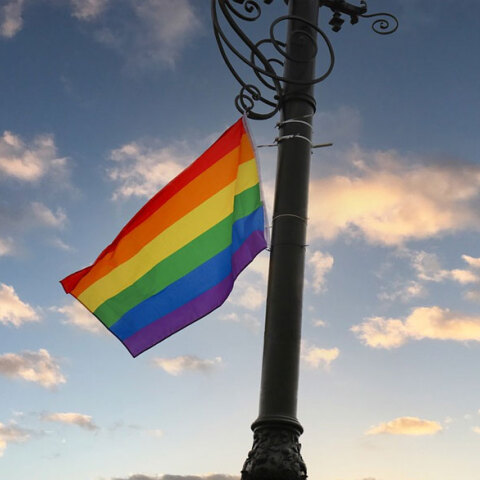 H ΛΟΑΤΚΙ οργάνωση «Βίχοντ» στη Ρωσία χαρακτηρίζεται «ξένος πράκτορας» από τη Μόσχα