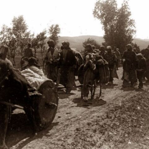 Καραβάνι Αρμενίων από το χωριό Σουσεχίρ του Ερζουρούμ προς την έρημο της Συρίας