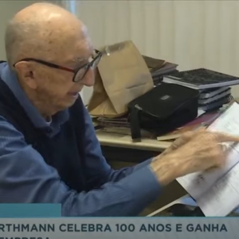 Ο Βάλτερ Όρτμαν συμπλήρωσε 84 συναπτά έτη στην ίδια εταιρεία