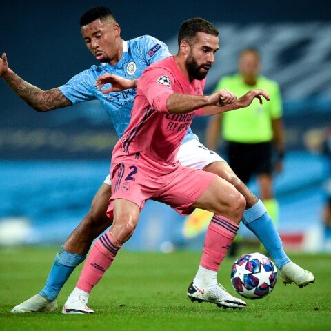 Γκαμπριέλ Ζεσούς και Ντάνι Καρβαχάλ σε παλαιότερη αναμέτρηση της Μάντσεστερ Σίτι με τη Ρεάλ Μαδρίτης