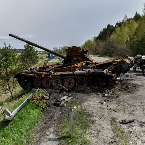 Πόλεμος στην Ουκρανία: Κατεστραμμένο άρμα μάχης