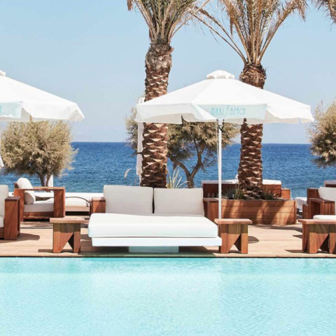 Nikki Beach Resort & Spa Santorini: Lifestyle πολυτέλεια πάνω στην παραλία