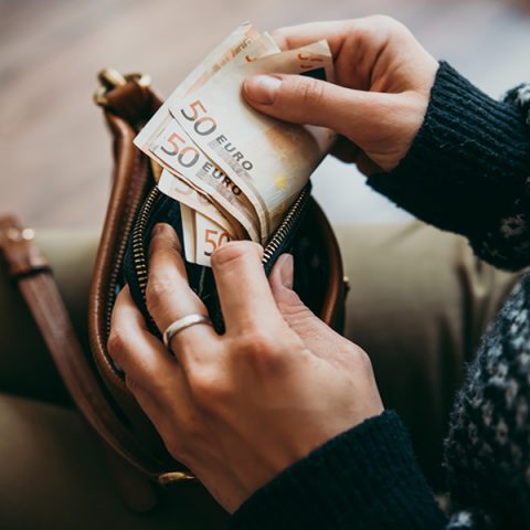 Νέο άλμα ακρίβειας τον Απρίλιο- Άνοδος 9,4% του εναρμονισμένου πληθωρισμού στην Ελλάδα