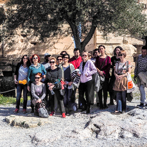 Επίσκεψη της Άννας Δαμιανίδη στην Ακρόπολη με μαθητές και μαθήτριές της