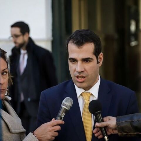 Θάνατος 3χρονης - Θεσσαλονίκη: «Ναι» Πλεύρη σε συνάντηση με τους γονείς