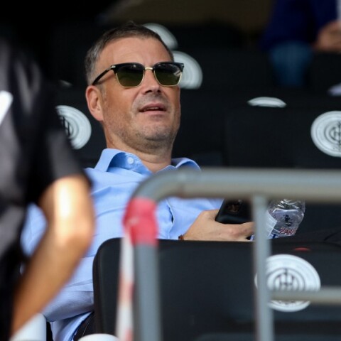 O Άγγλος αρχιδιαιτητής, Μαρκ Κλάτενμπεργκ