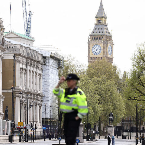 Λονδίνο: Συνελήφθη άνδρας με μαχαίρι κοντά στην Ντάουνινγκ Στριτ