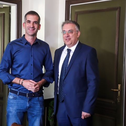 Μπακογιάννης σε Θεοδωρικάκο: Μεγάλο πρόβλημα με την παραβατικότητα στην Αθήνα