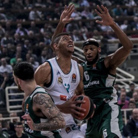 Έιντριαν Πέιν: Πήγε να βοηθήσει μια φίλη του και δολοφονήθηκε