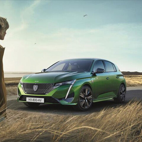 Φωτογραφία με το νέο Peugeot 308.