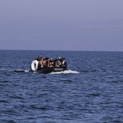 Ομέρ Τσελίκ: Η Ελλάδα ληστεύει, ξεγυμνώνει και βασανίζει τους μετανάστες