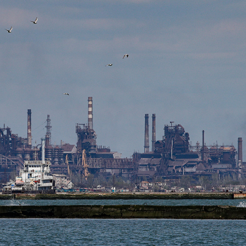 Πόλεμος στην Ουκρανία: Μάχες στο εργοστάσιο Αζόφσταλ στη Μαριούπολη