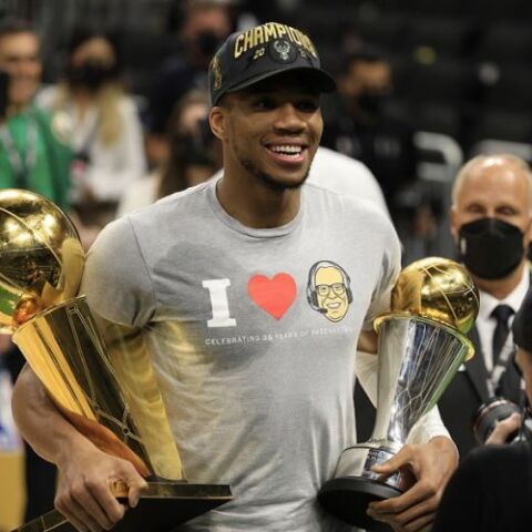 Forbes: Ο Γιάννης Αντετοκούνμπο στους 10 πιο ακριβοπληρωμένους αθλητές