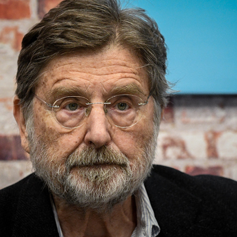 Ο Νίκος Μουζέλης