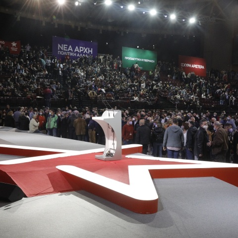 Στιγμιότυπο από το 3ο Συνέδριο του ΣΥΡΙΖΑ - Προοδευτική Συμμαχία στο Κλειστό Γήπεδο Φαλήρου (Τάε κβον Ντο)