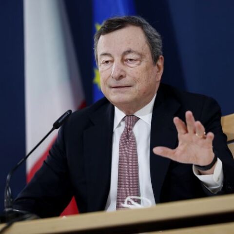 Ο πρωθυπουργός της Ιταλίας, Μάριο Ντράγκι © EPA / Francisco Seco / POOL   